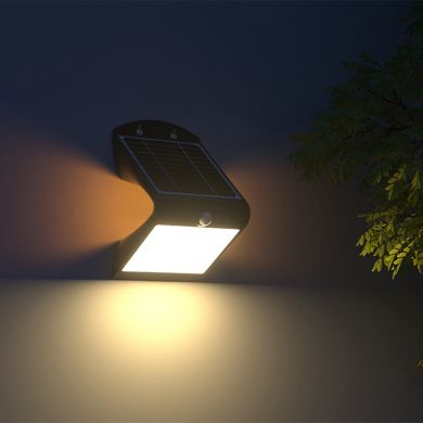 Aplique solar SOLARIS IP65 4W 500lm LED 4000K+LED traseiro 4000K C.14xL.11,48xAlt.21,11cm preto