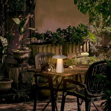 Sobremesa KABUTE con cargador y cable USB IP54 1x2W LED 263lm Al.29,2xD.19,7cm Blanco