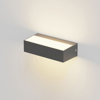 Aplique CORVO IP65 9W LED CCT 3000/4000/6500K C.17,1xL.4,6xAlt.8,3cm antracite
