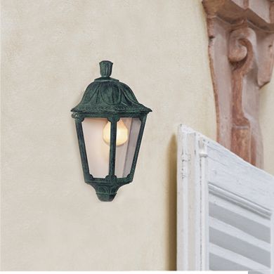 Aplique IESSE 1xE27 IP55 L.22xAn.13xAl.35cm resina verde