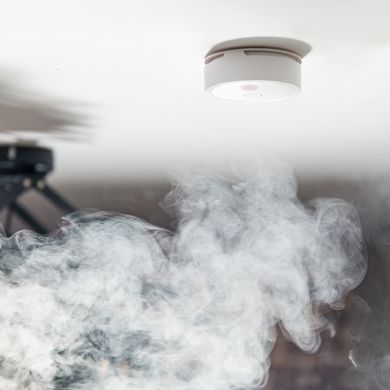Shelly Plus Smoke Alarm — Detetor de Fumo Inteligente Wi-Fi + Bluetooth