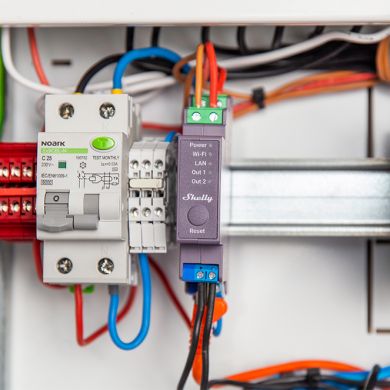 Shelly Pro 2 — Relé 2 canais p/calha DIN 2×16A Wi-Fi + LAN + Bluetooth