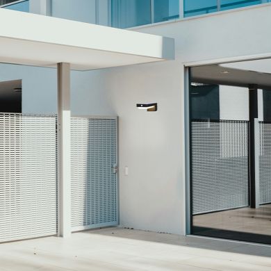 Aplique solar ARDENA com sensor IP44 5W LED 400lm 4000K preto