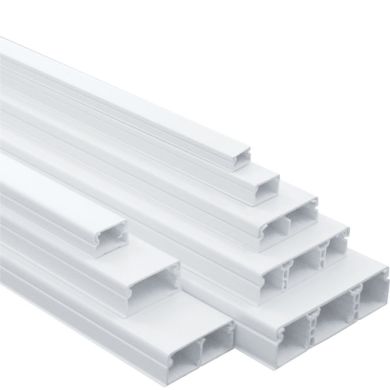 Canales técnicos CALHA10 con cinta autoadhesiva 12x7 IP44 IK05 en blanco