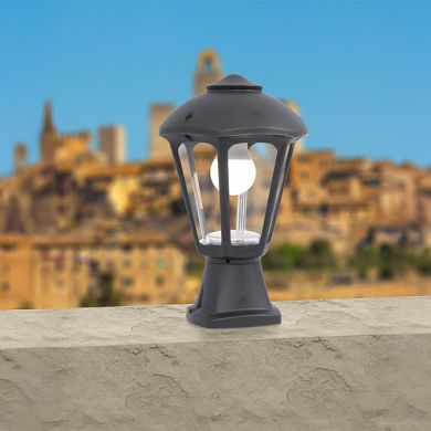 Farola GIAMPY 1xE27 IP55 L.21xAn.21xAl.33cm resina negra