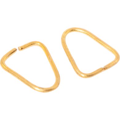 Brass triangular ring 0,89x0,7xD.0,08cm