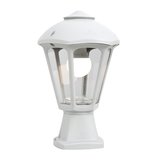 Farola GIAMPY 1xE27 IP55 L.21xAn.21xAl.33cm resina blanca