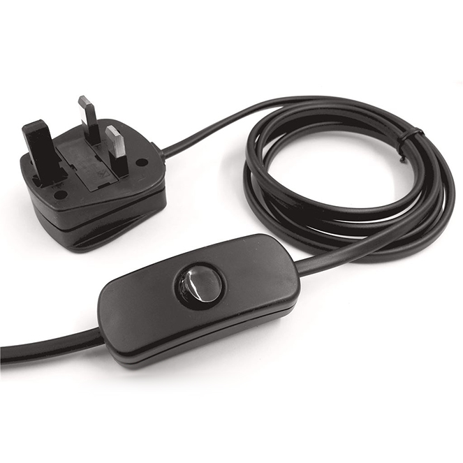 Extensão eléctrica 2,4m fio 2x0,75mm² preto, ficha Inglesa (UK) e  interruptor de mão pretos